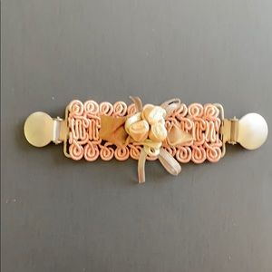 NWOT Dress tieback clip